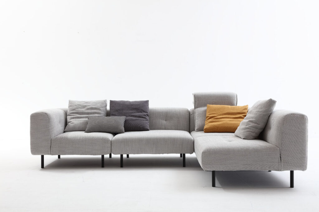 Sectional sofa hotel furniture, stylish lounge sofa for hotel lobby public space
